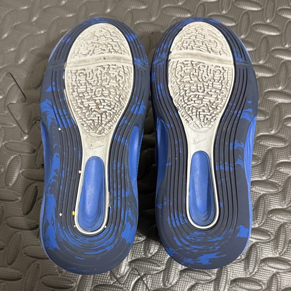 IsoFly Basketball Shoes - Picture 3 of 4